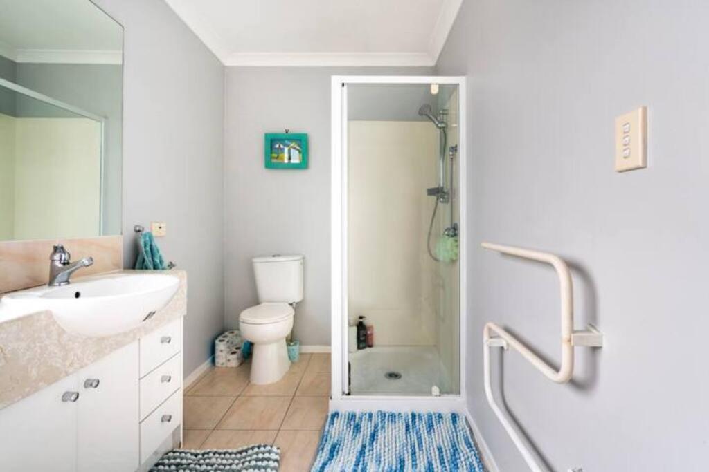 Double Room With Shared Bathroom Auckland Zewnętrze zdjęcie